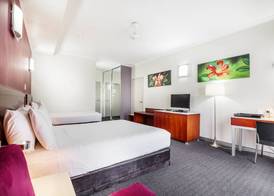 Novotel Darwin Airport 3