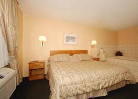 Americas Inn 4