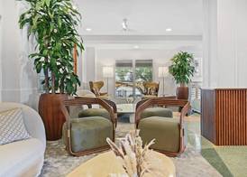 Townhouse Hotel 4