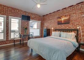 Venice Breeze Suites 4