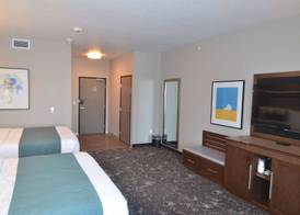 Best Western Premier Des Moines-Ankeny Hotel 3