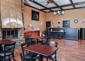 Soudersburg Inn & Suites Lancaster 2