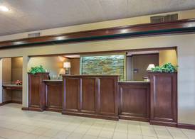 Cayuga Blu Hotel 2