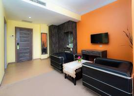 HIG Hotel & Convention 5