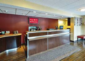 Red Roof Inn Louisville Expo Airport 3