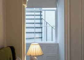 Garden Flat Apartment in Grosvenor Place 4