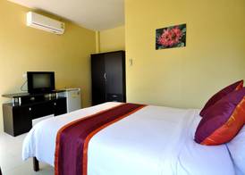 Serene Villa Phuket 4