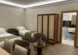 Lily Rooms 5