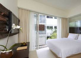 The Akmani Legian 5