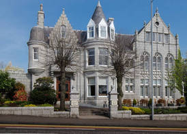 Atholl Hotel 4