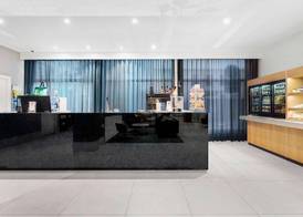 Best Western Plus Airport Hotel 3
