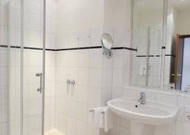 ACQUA Strande Yachthotel & Restaurant 4