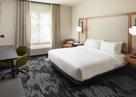 Fairfield Inn & Suites by Marriott Stony Creek 5