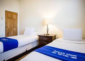 Ocean Park Hotel 4