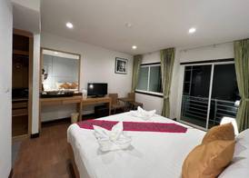 Zephyr Grand Hotel 4