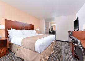 Rodeway Inn 4