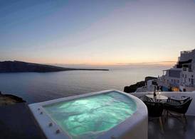 ArmonOia Luxury Caves 5