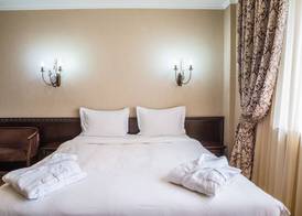 Royal Petrol Hotel 4