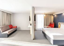Holiday Inn Express PARIS - POISSY by IHG 3