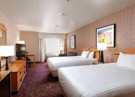 Crystal Inn Hotel & Suites - West Valley City 4