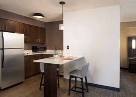 Sonesta ES Suites Fresno 4