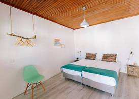 Zulla Nazaré`s Surf Village 4