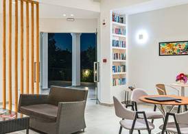 Manousis ApartHotel 4