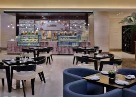 Sheraton Dubai Creek Hotel & Towers 5