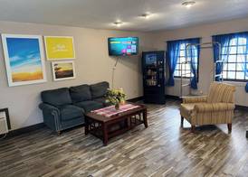 Days Inn by Wyndham Harriman 3