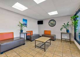 Motel 6-Oak Creek, WI 3