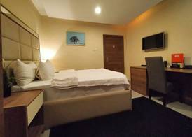 Iris Hotel 5