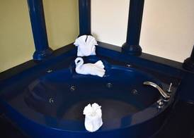 Casa Bella Hotel and Suites 3