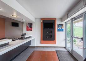 Motel 6-Overland Park, KS 4