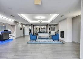 Platinum Inn & Suites Webster 5