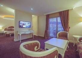 Han Deluxe Hotel 4