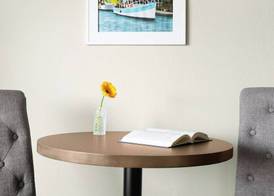 Shem Creek Inn 5