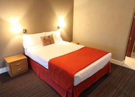 Rose & Crown Hotel 5