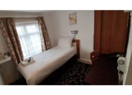 Andorra Guest Accommodation 5