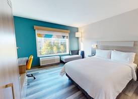 Holiday Inn Express & Suites CHICAGO SCHAUMBURG by IHG 4