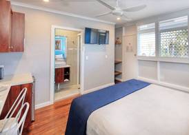 Almare Tourist Motel 4