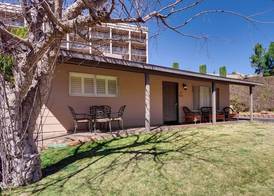 Best Western Plus Arroyo Roble Hotel & Creekside Villas 5