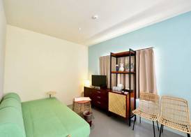 Adan hotel 5