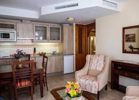 Apartamentos Turísticos Casa de La Borrega 4