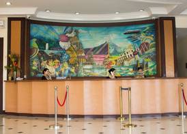 Crown Royale Hotel 3