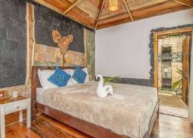 Ocho Artisan Bungalows 3