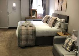 De Courceys Manor Suites & Cottages 3