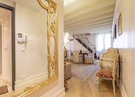 Gondola Luxury - Campo Santi Filippo e Giacomo by Wonderful Italy 3
