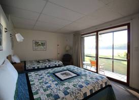 Sandy Point Motel 4