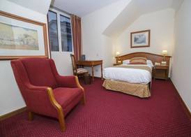 Hotel Hoyuela 5