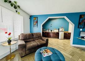 Ozark Inn and Suites 2